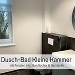 Apartamento Meine Schule Sehlingen, Familien&generations Landurlaub, Freunde&team-auszeit, Workation, Sauna, Ruhe&erholung, Niedersachsen, Verden, Hamburg, Bremen, Lüneburger Heide, Heide Park 38 Km , Serengeti Park 39 Km, Weltvogelpark 22 Km Kirchlinteln