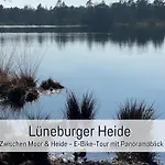 Meine Schule Sehlingen, Familien&generations Landurlaub, Freunde&team-auszeit, Workation, Sauna, Ruhe&erholung, Niedersachsen, Verden, Hamburg, Bremen, Lüneburger Heide, Heide Park 38 Km , Serengeti Park 39 Km, Weltvogelpark 22 Km *